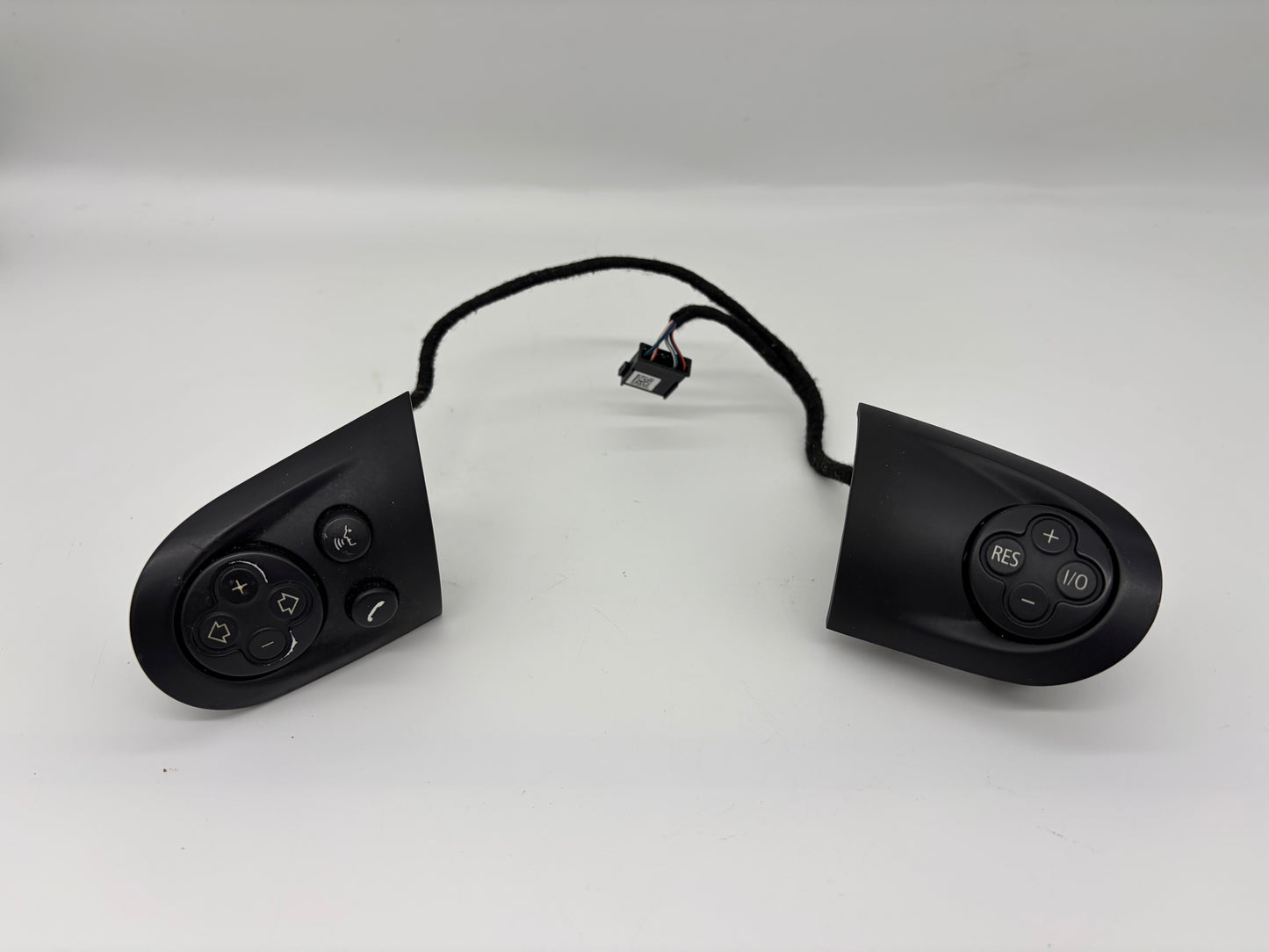 MINI Cooper R55 R56 R57 R60 R61 LCI Steering Wheel Multifunction Switch Buttons 9226804