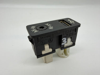 Genuine MINI Cooper R56 R55 R60 USB AUX AV-In Interface Socket Port 9229242 OEM
